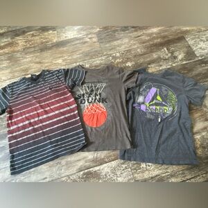 Boys grayish black toned t shirt bundle size 8
